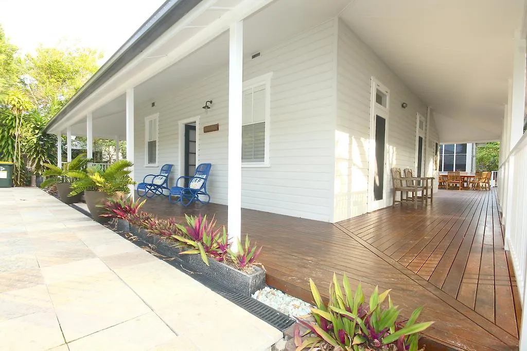 Cavvanbah Seaside Cottage خليج بيرون بيت للعطل