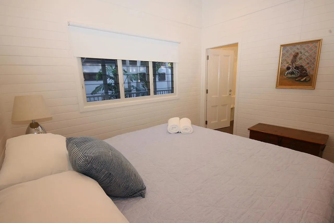 Cavvanbah Seaside Cottage خليج بيرون