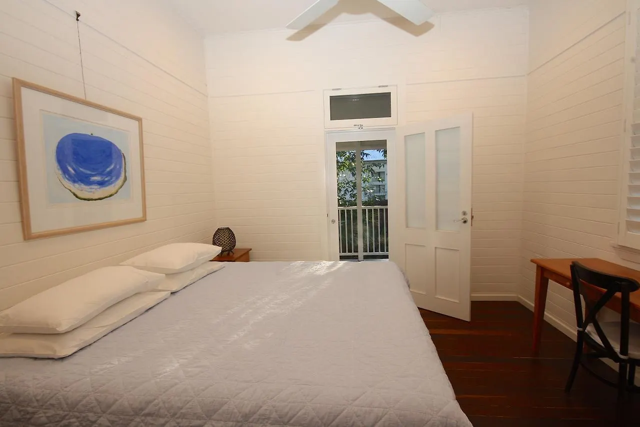 Cavvanbah Seaside Cottage خليج بيرون