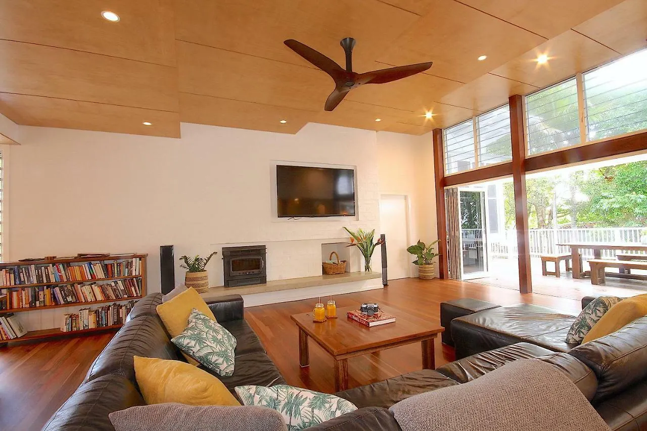 Cavvanbah Seaside Cottage خليج بيرون